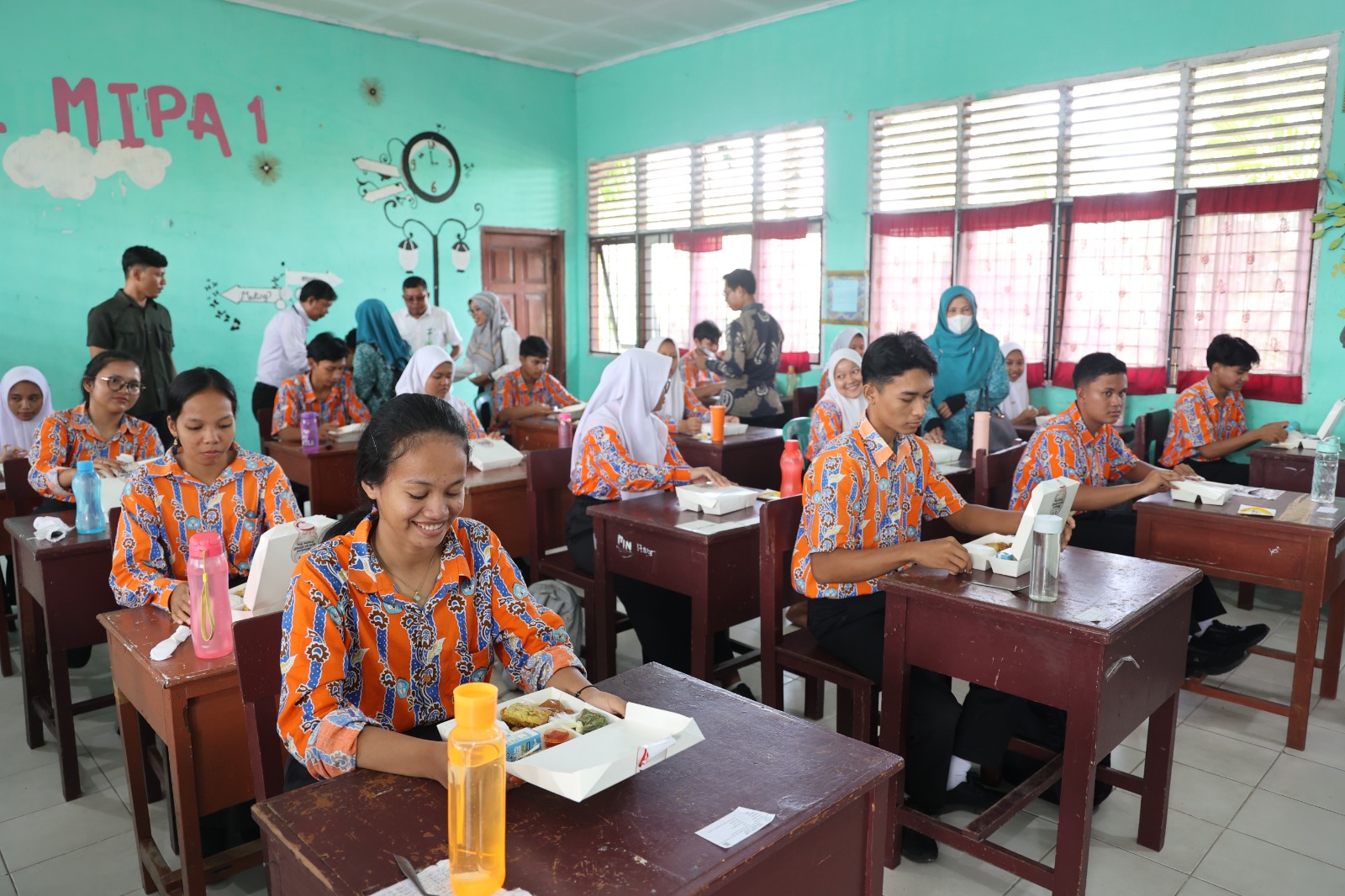 Wujudkan Generasi Indonesia Emas, PTPN IV PalmCo Usung Makan Bergizi Gratis Di Sumatera Dan Kalimantan