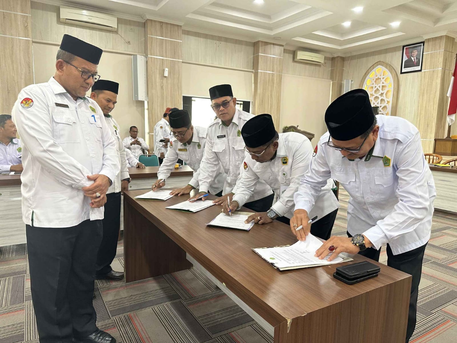 Penandatanganan Perkin Kanwil Kemenag Aceh