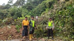 Jalan Lokop-Pinding Longsor, Aktivitas Warga Lumpuh Total