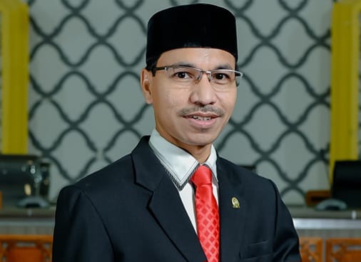 Farid Nyak Umar Apresiasi Keuchik Lampulo Terima Penghargaan Nasional Desa Sadar Hukum