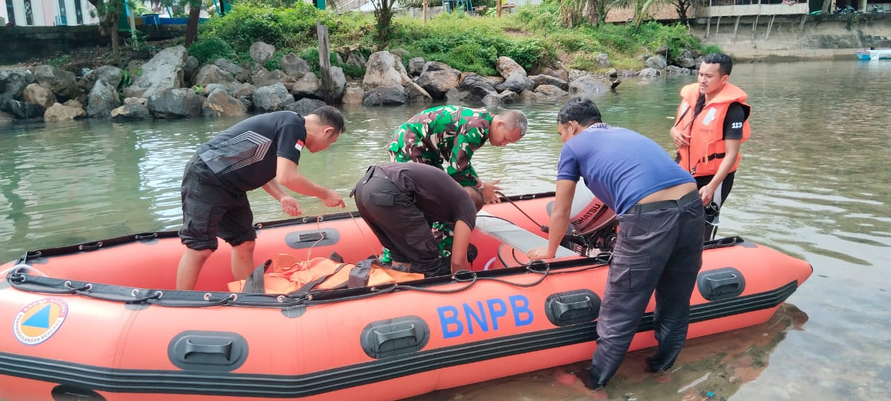 Lagi Memancing, Warga Tapaktuan Tewas Dihantam Ombak Besar