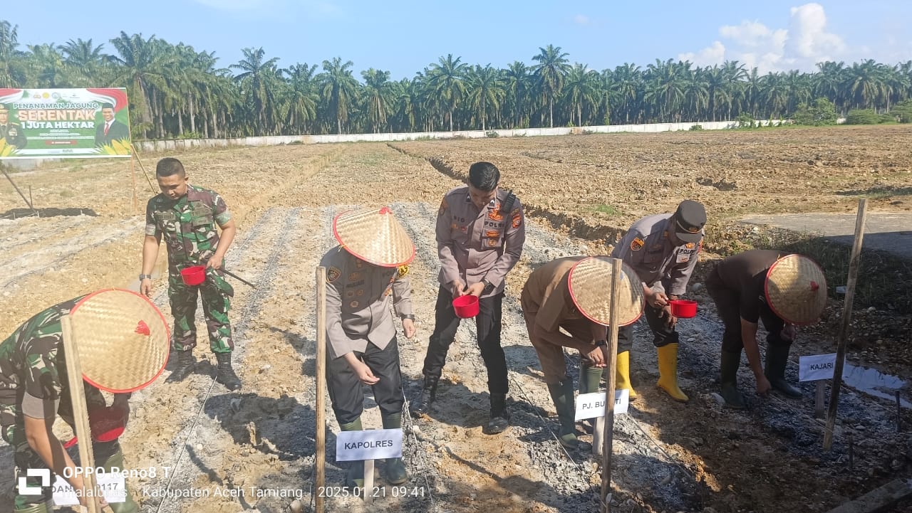 Dukung Ketahanan Pangan, Polres Aceh Tamiang Tanam Jagung