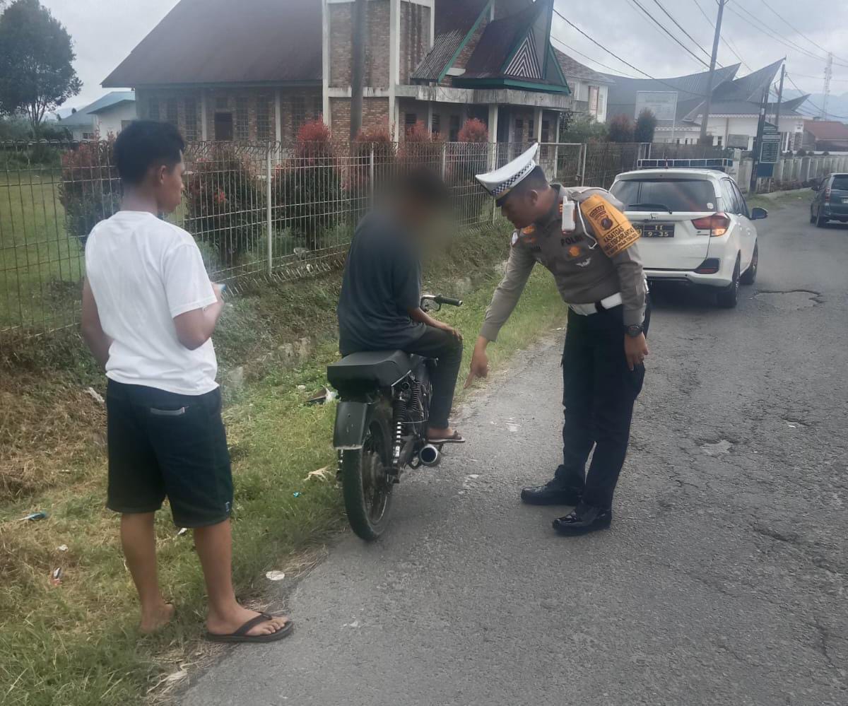 Resahkan Warga, Sat Lantas Polres Simalungun Tindak Pengguna Knalpot Brong