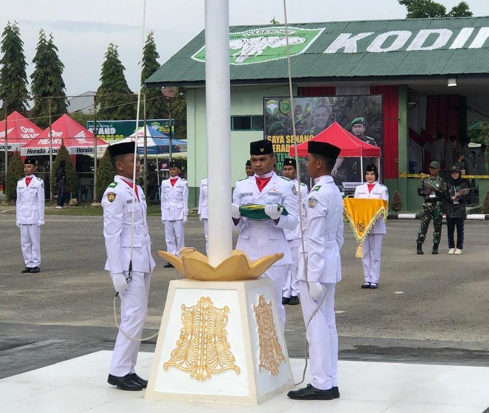 SMAN 1 Lhokseumawe, Tampil Memukau Di Ajang Action Rimba IV Kodim 0104/Aceh Timur