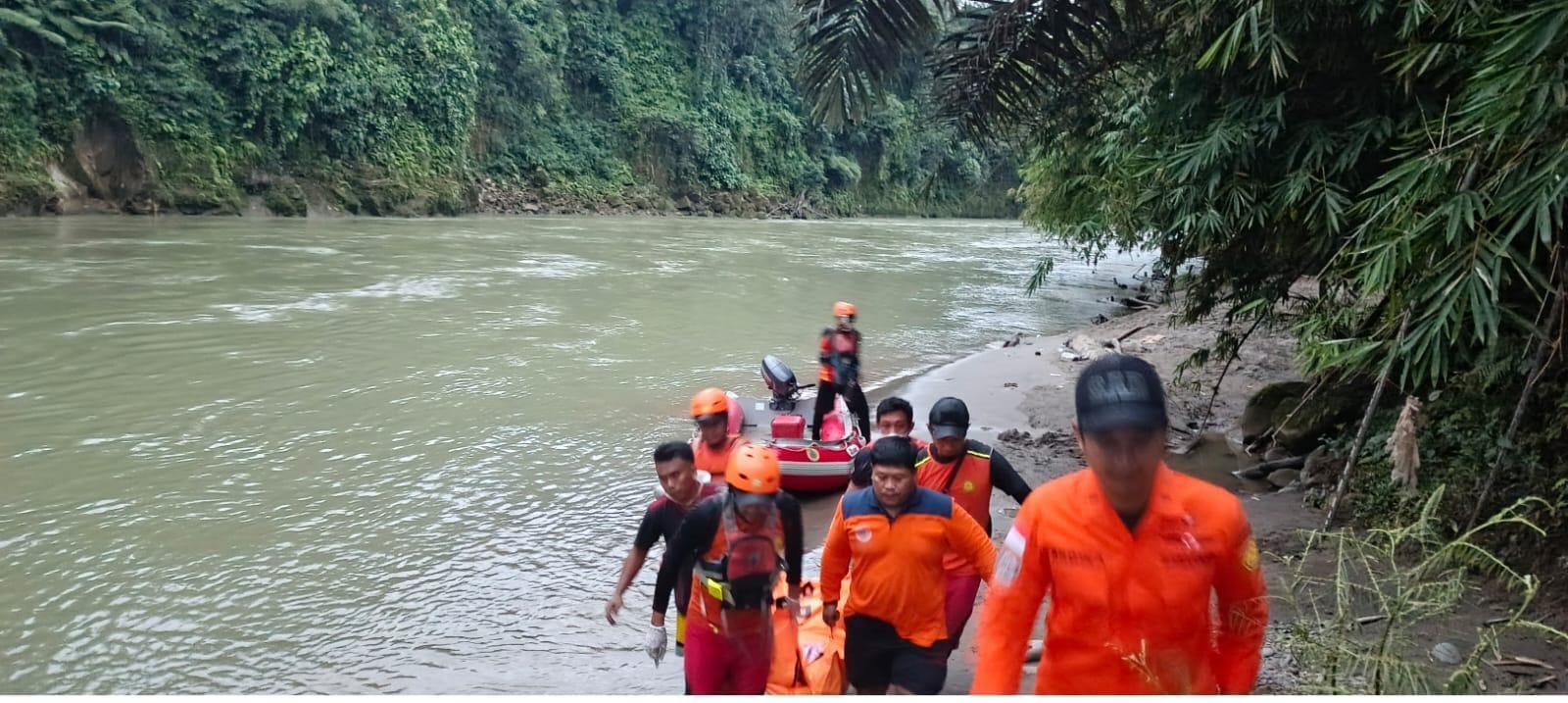 Satu Lagi Pekerja Terseret Arus Sungai Wampu Bahorok Ditemukan Meninggal