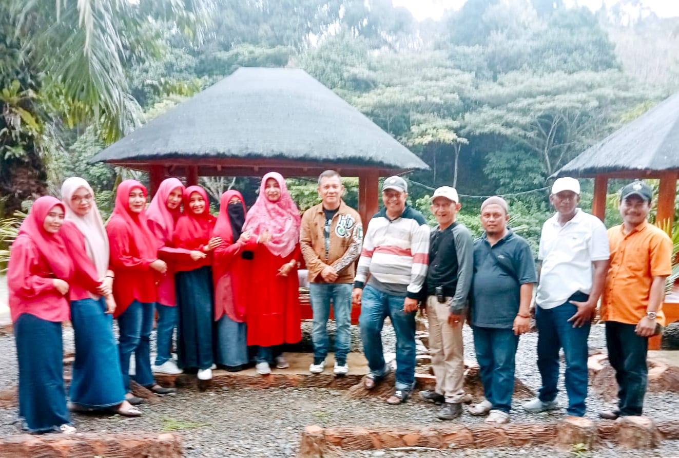 Karyawan Kebun Tualang Sawit PTPN IV Regional VI Gelar Family Gathering