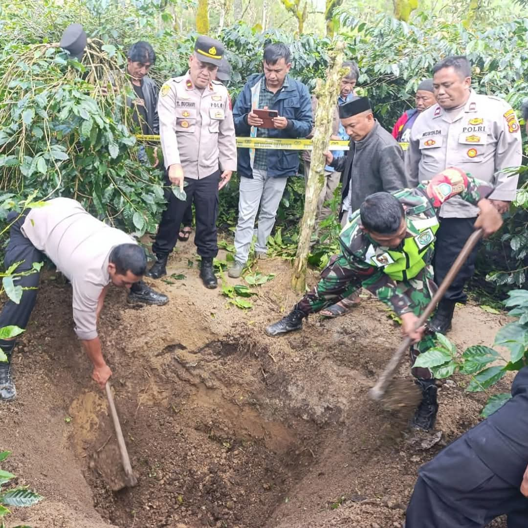 Seorang Wanita Ditemukan Terkubur, Diduga Korban Pembunuhan