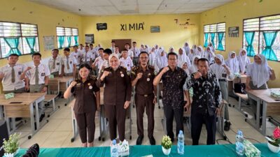 Siswa SMAN 1 Hinai Ikuti Bimbingan Hukum Oleh Kejari Langkat