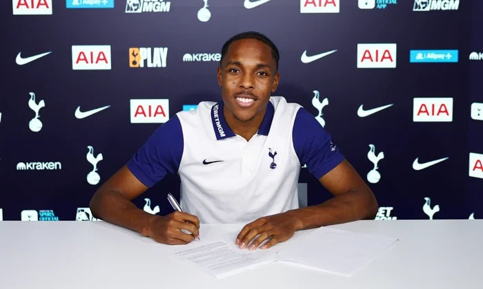 Debut Berat Tel Bersama Tottenham