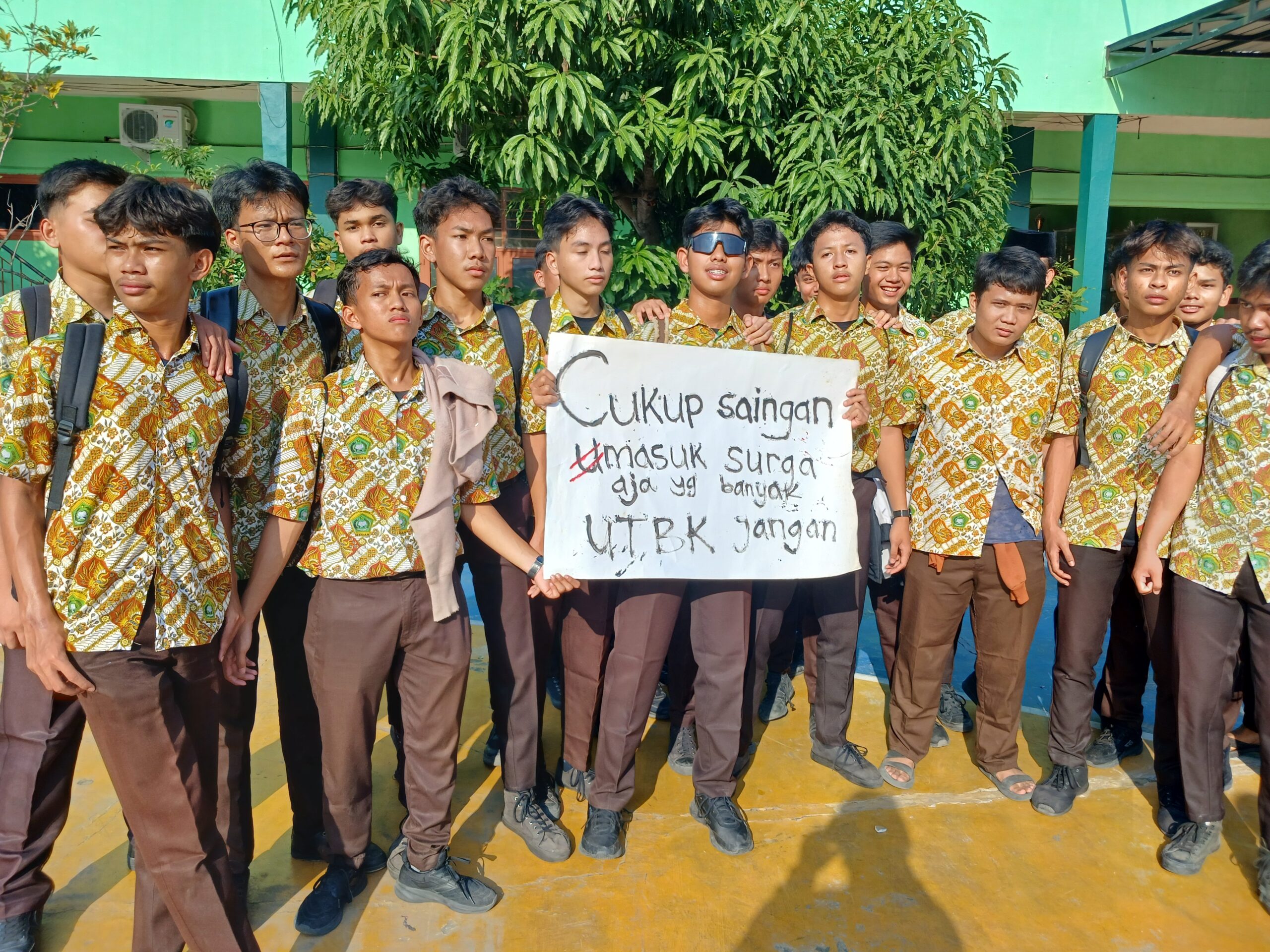 Pelajar MAN 2 Medan Demo, Buntut Kelalaian Sekolah Akibatkan Siswa Gagal Ikut SNBP