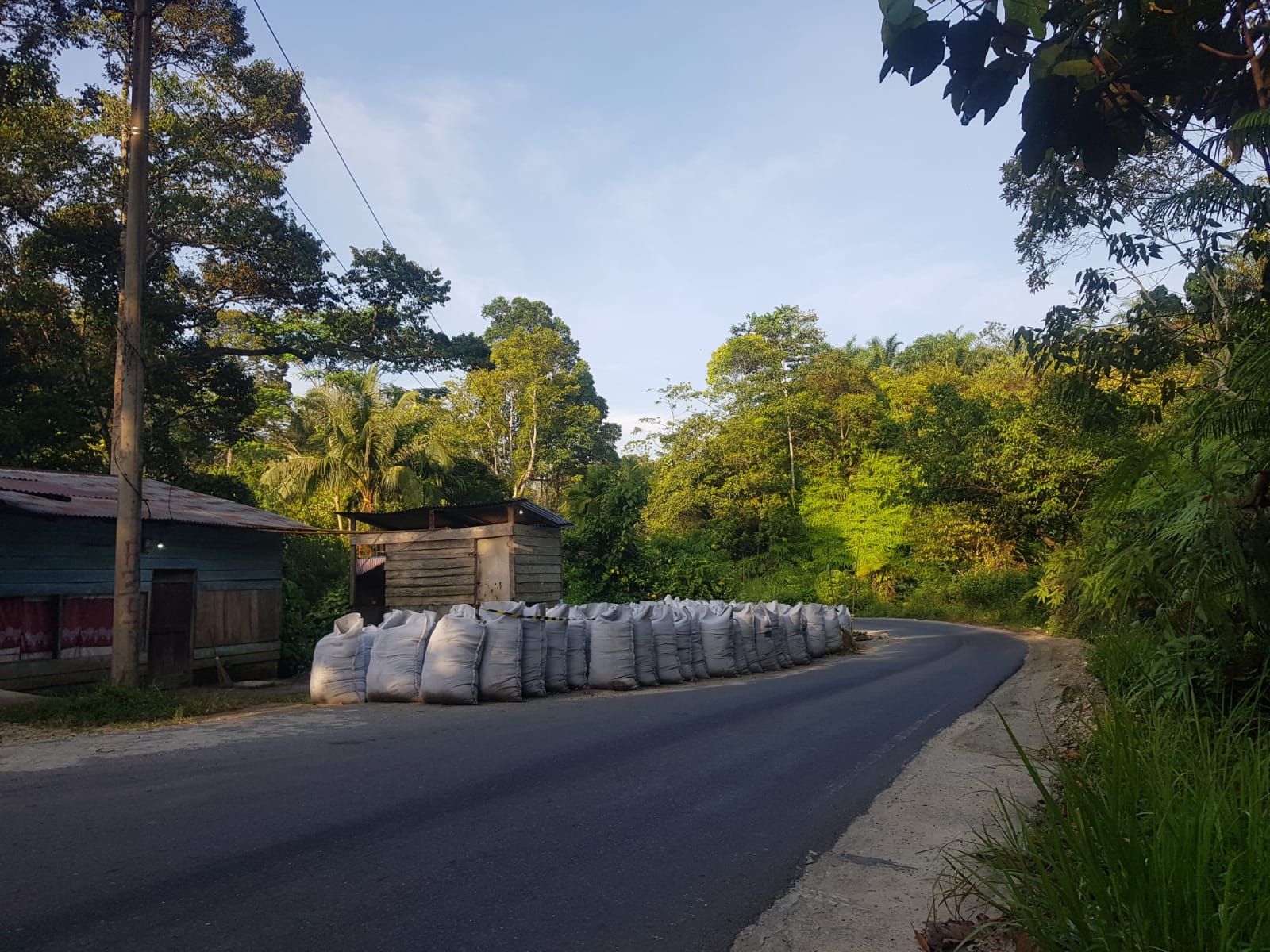 Jalan Lintas Nasional Rawan Kecelakaan Butuh Perbaikan