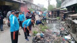 PPAL Kolaborasi Dengan PD. Pasar Kapuas Adakan Bakti Sosial