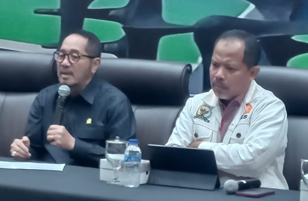 DPR Desak Penegak Hukum Usut Tuntas Pemberi SHM Dan HGB Pagar Laut