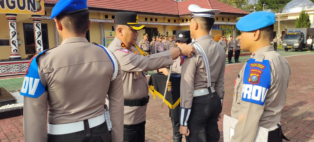 Kapolres Simalungun Pimpin Apel Operasi Keselamatan Toba 2025 Jelang Idul Fitri