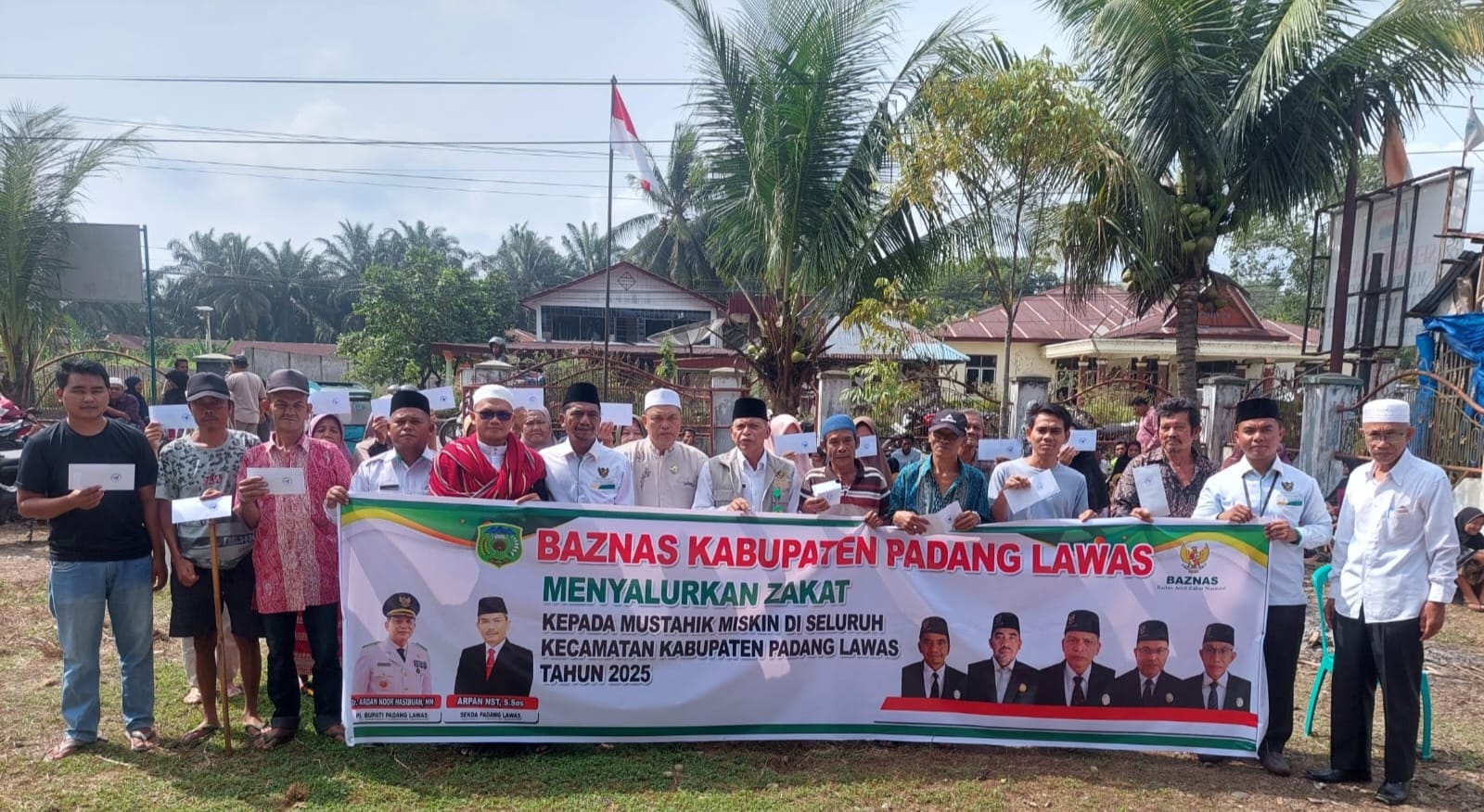 Baznas Palas Salurkan Zakat Kepada 2.150 Mustahiq Miskin