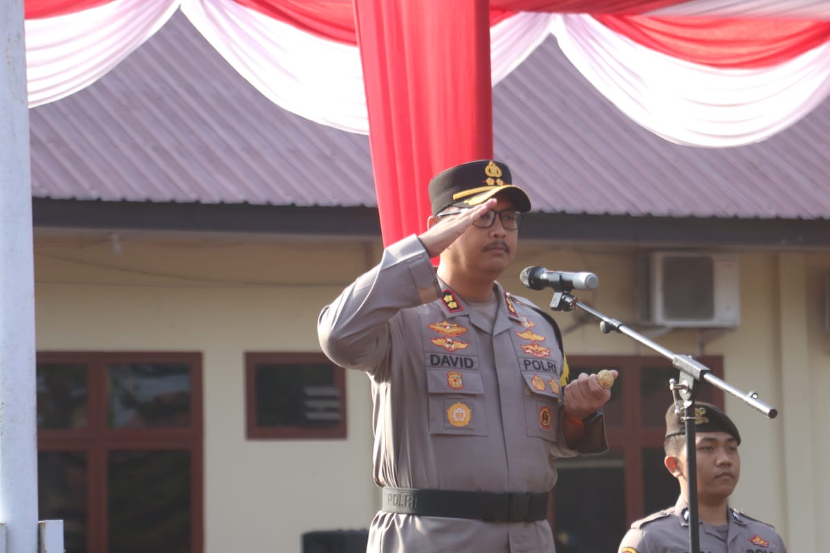 Kapolres Langkat Pimpin Apel Gelar Keselamatan Toba 2025