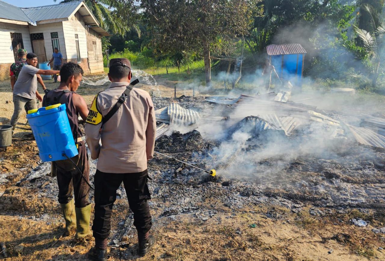 Gegara Masak Nasi, Satu Rumah Di Aceh Timur Hangus Terbakar