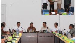 PEMKAB Humbahas diwakili Sekdakab Chiristison Marbun memimpin rapat pembahasan teknis dan site visit Proyek Investasi Objek Wisata Seribu Goa dengan perwakilan BI Sumut. Waspada/Ist