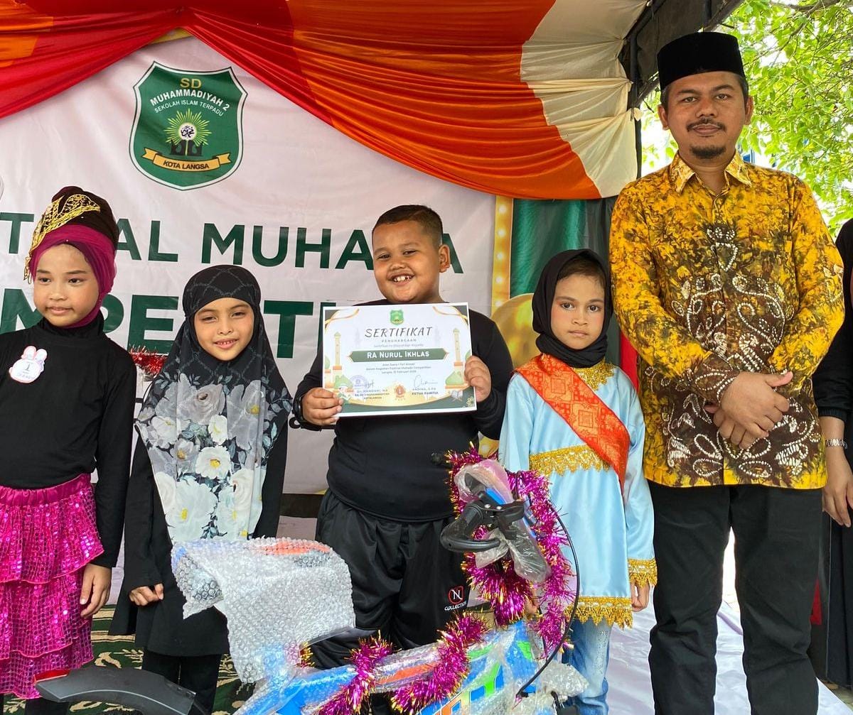 Festival Akbar TK/PAUD seKota Langsa oleh SD 2 Muhammadiyah Langsa, Sabtu (15/2).Waspada/Munawar