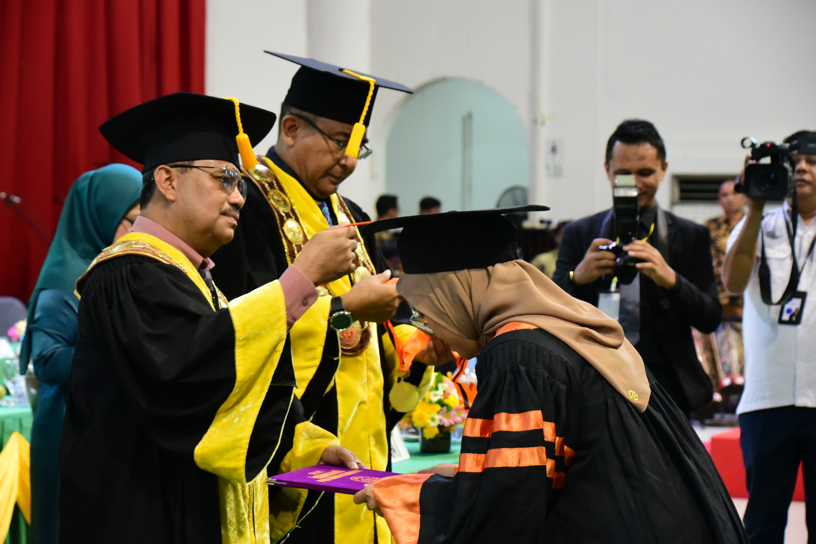 Unimed Wisuda 1.416 Sarjana Baru