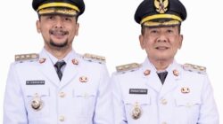 Bupati Kab. Labusel, Fery Sahputra Simatupang (kiri) dan Wakil Bupati, Syahdian Purba Siboro (kanan).Waspada/Ist