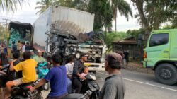 Truk Tabrakan, Jalinsum Torgamba Macet