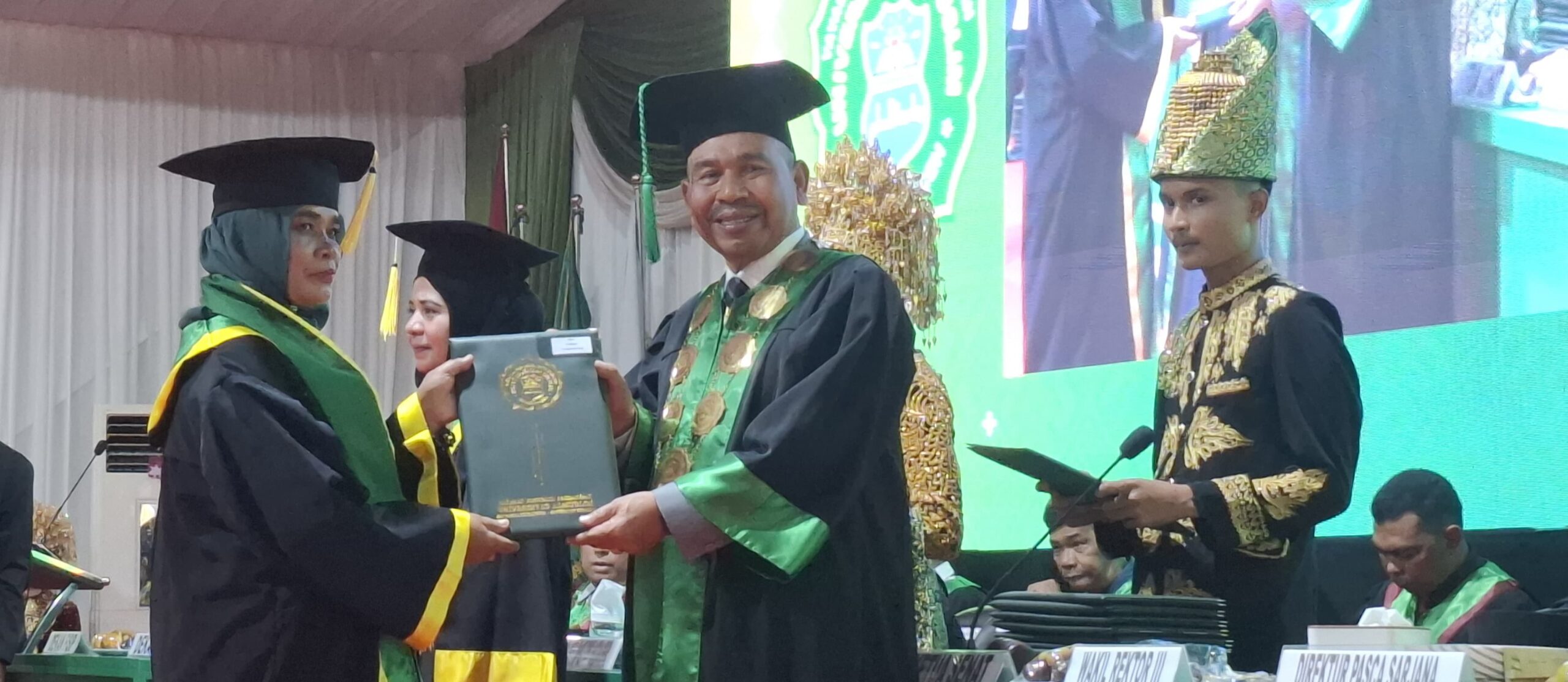 Rektor Universitas Almuslim : Aceh Sedang Mengalami Masalah Besar