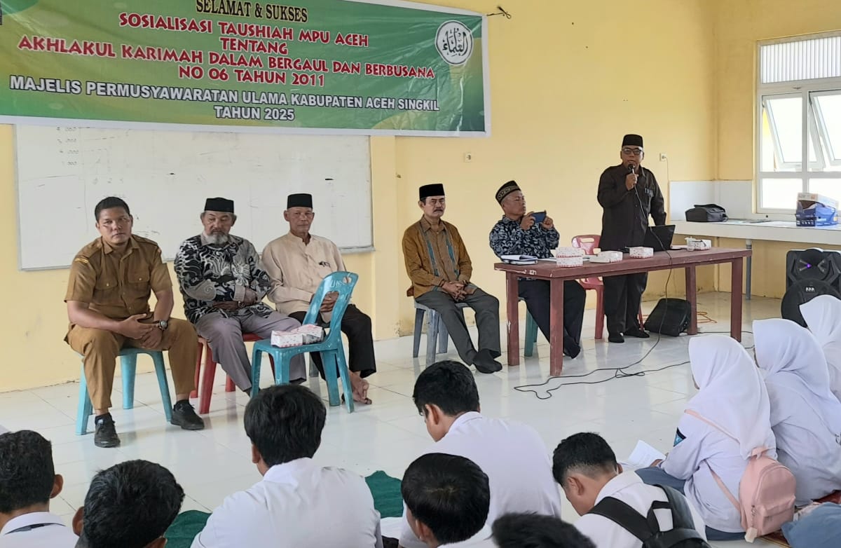 Cegah Pengaruh Budaya Luar, MPU Sosialisasikan Akhlakul Karimah Di SMAN 1 Singkil