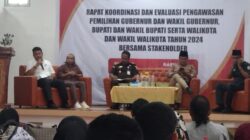 Bawaslu Sumut gelar rapat koordinasi dan evaluasi pengawasan pemilihan Gubernur-Wakil Gubernur, Bupati-Wakil Bupati, serta Wali Kota-Wakil Wali Kota tahun 2024 di aula Hotel Syamsiah, Sibuhuan, Rabu (26/2). Waspada/Ist