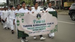 Hidayatullah Aceh gelar pawai Tarhib Ramadhan 1446 H melewati jalan protokol di seputar Kota Banda Aceh, Rabu (26/02/25) sore.(Waspada/T.Mansursyah)