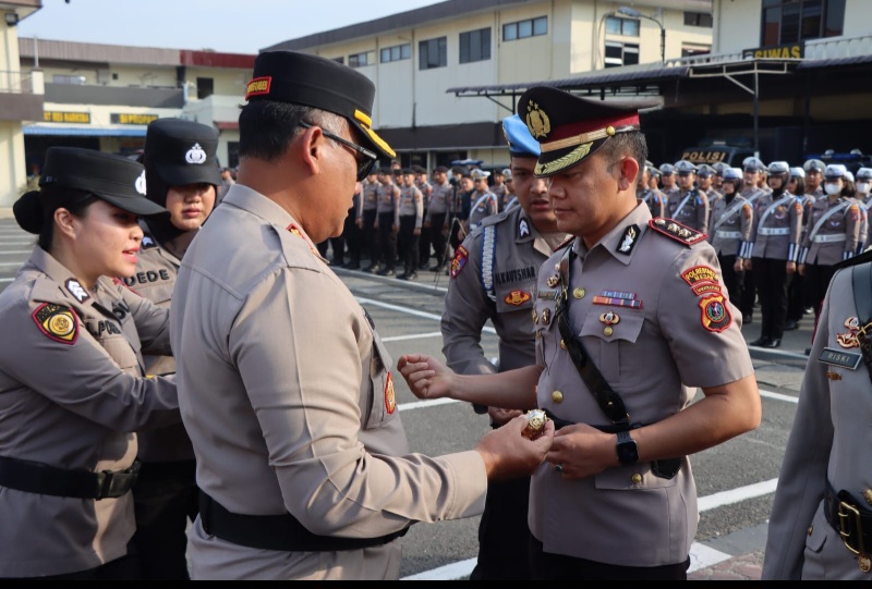 Kapolrestabes Medan Pimpin Sertijab Sejumlah PJU Dan Kapolsek