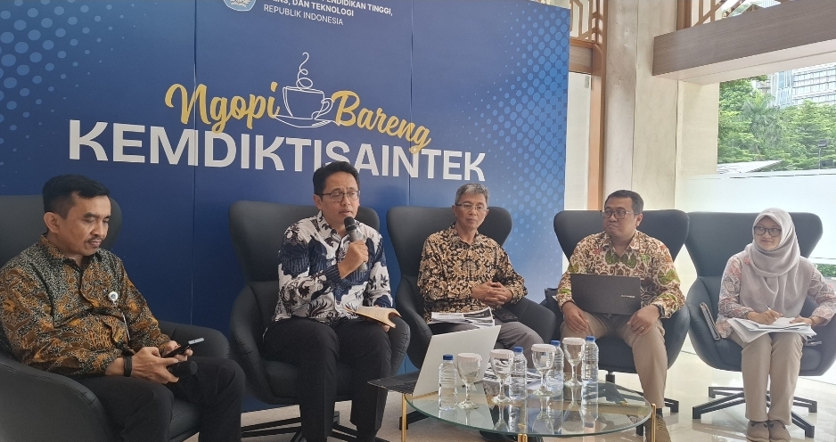 Dukung Program MBG, Kemendiktisaintek Kembangkan Riset Industrialisasi Desa dan Pertanian Klaster