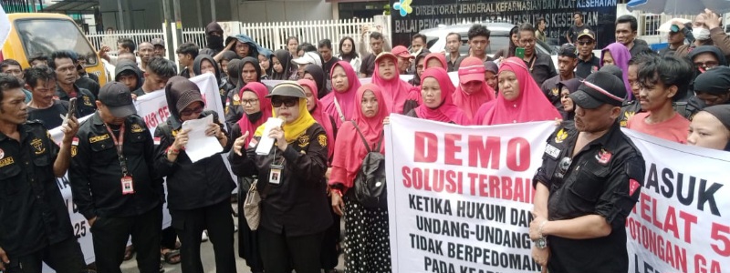 Di-PHK Sepihak, Puluhan Karyawan PT Medan Canning Tuntut Pesangon