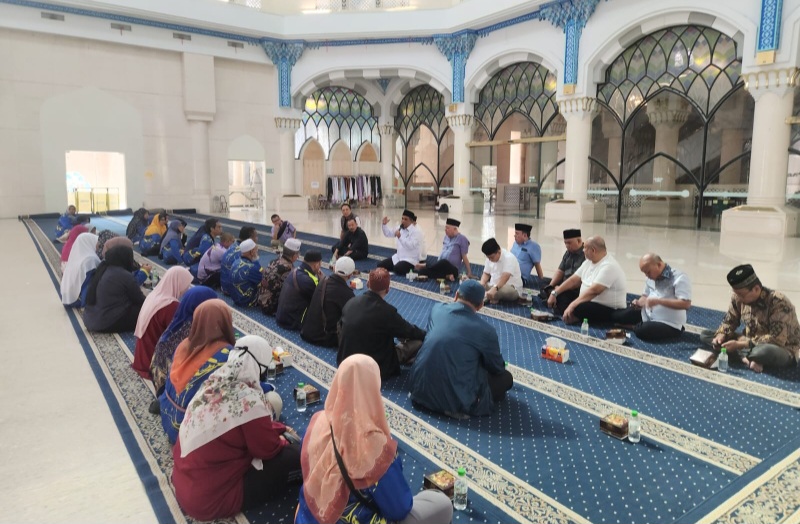 Silaturahmi Antar Bangsa, Pengurus Masjid Pahang Kagumi Kemegahan Masjid Agung Medan