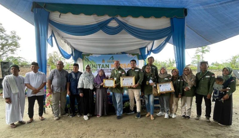 Puluhan Anak Yatim dan Dhuafa Ikuti Sunat Massal Gratis