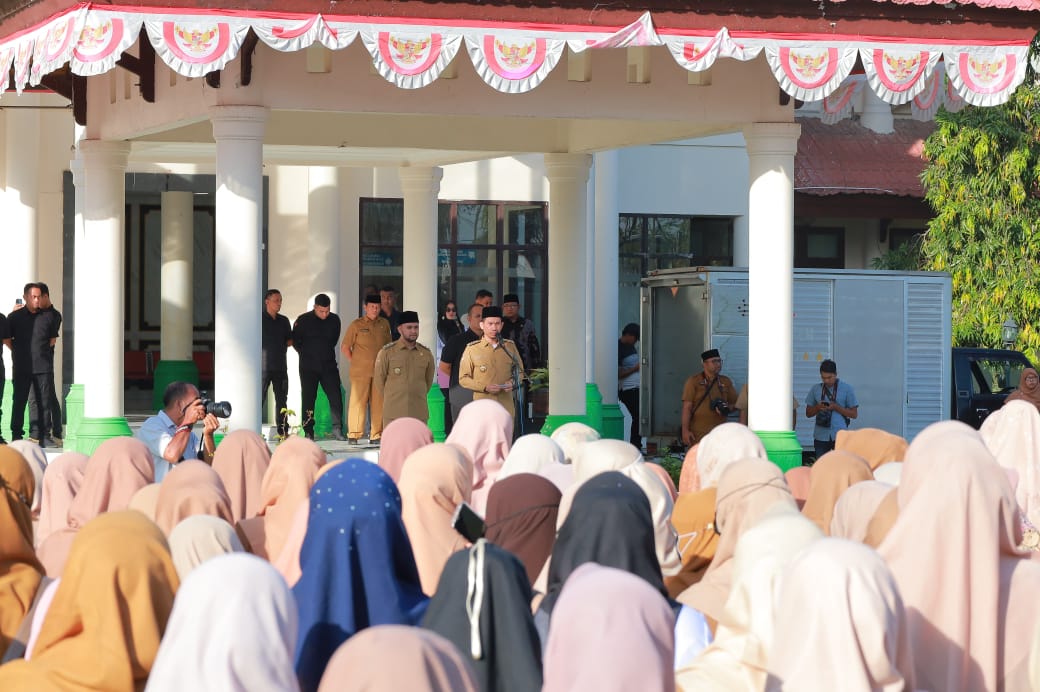 Apel Gabungan Perdana Bupati Tarmizi Bersama Wabup