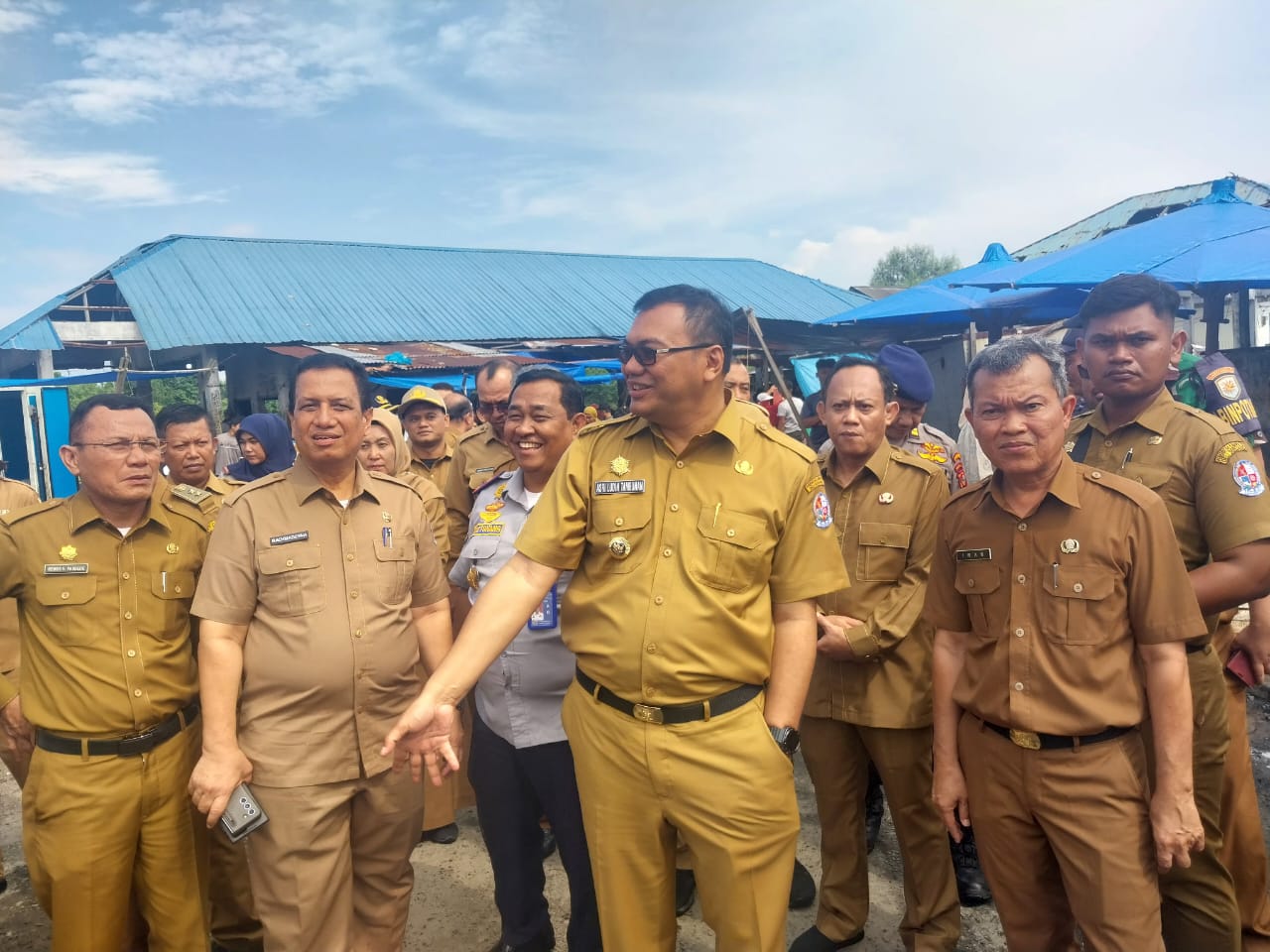 Asri Ludin Tambunan Perintahkan TPI Pantai Labu Segera Direhab Total