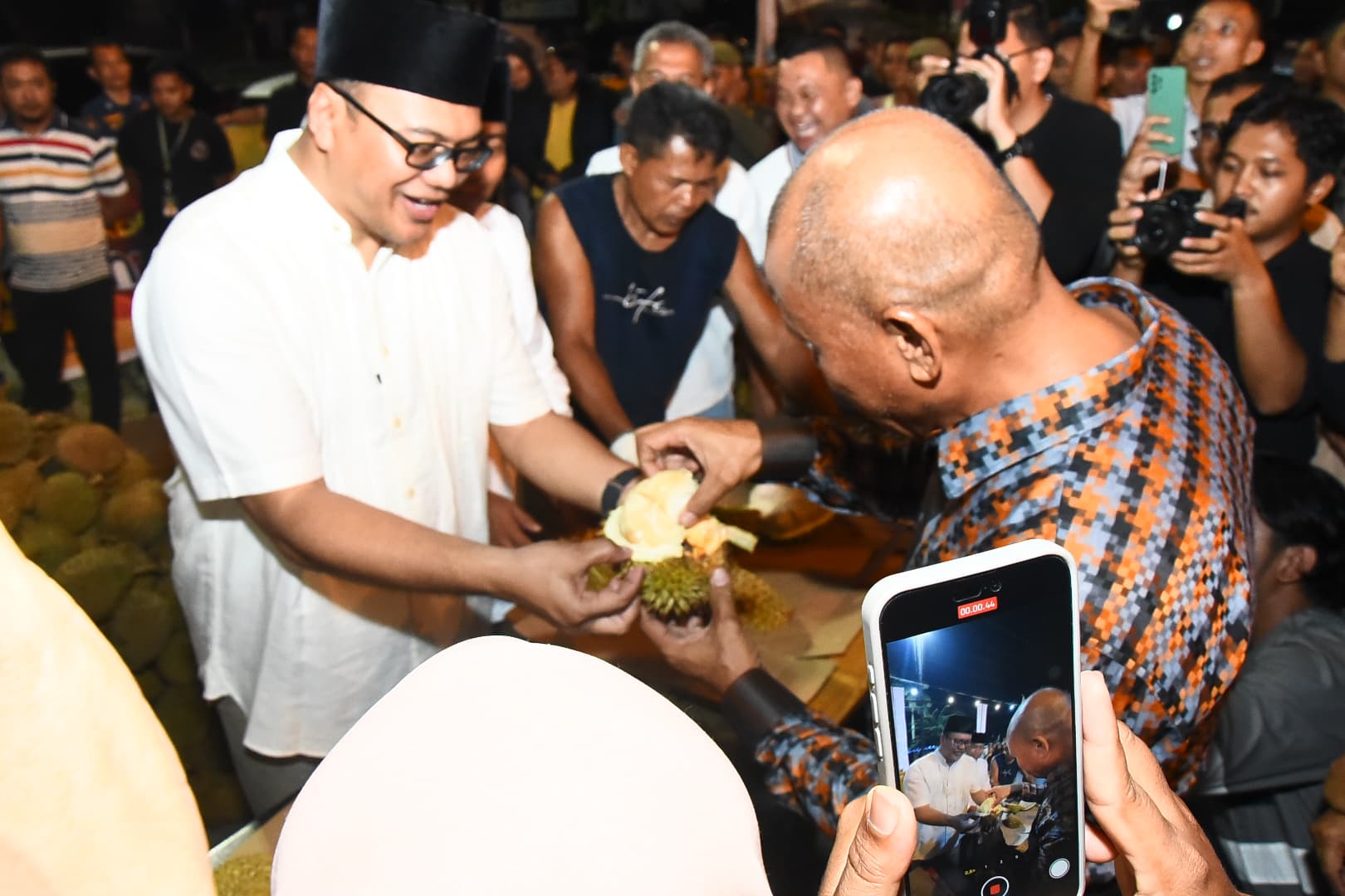 Bupati Deliserdang Hadirkan Pesta Durian Gratis Di Gebyar Ramadan Fair