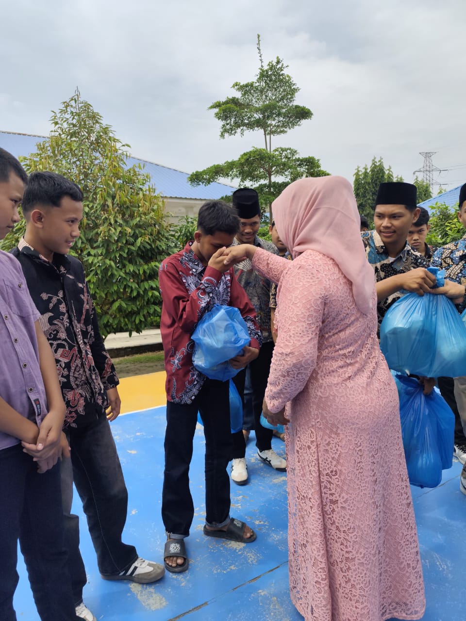 SMK Negeri 1 Tanjungmorawa Gelar Pesantren Kilat