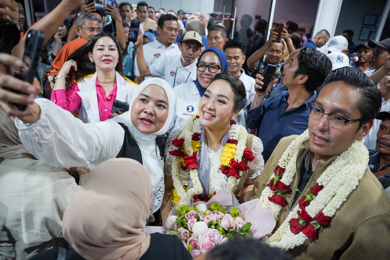 Tiba Di Medan, Rico Waas Disambut Ratusan Masyarakat