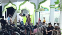 Polres Pematangsiantar melalui Polsek Sianțar Utara menugaskan tiga Bhabinkamtimas melaksanakan patroli dan monitoring di beberapa masjid di wilayah hukum Polsek Sianțar Utara, Sabtu (1/3) guna memastikan ibadah sholat Tarawih di masjid aman.(Waspada-Ist).