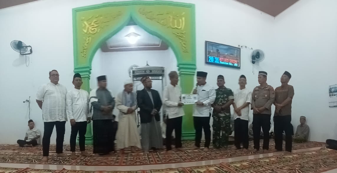 Tim SR Kab Langkat Salurkan Bansos Rp40 Juta Untuk Dua Masjid Di Kec Besitang