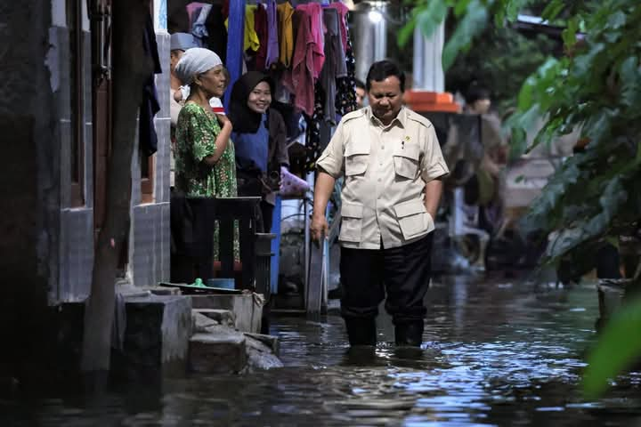 Presiden Prabowo Buka Puasa Bersama Korban Banjir Bekasi