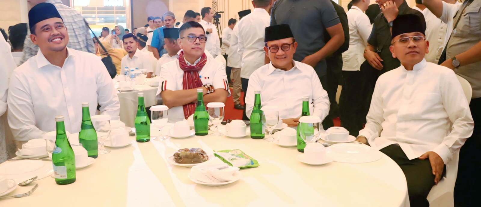 Hadiri Acara Buka Puasa Bersama Gubsu, Bupati Simalungun Siap Kolaborasi Dengan Bobby