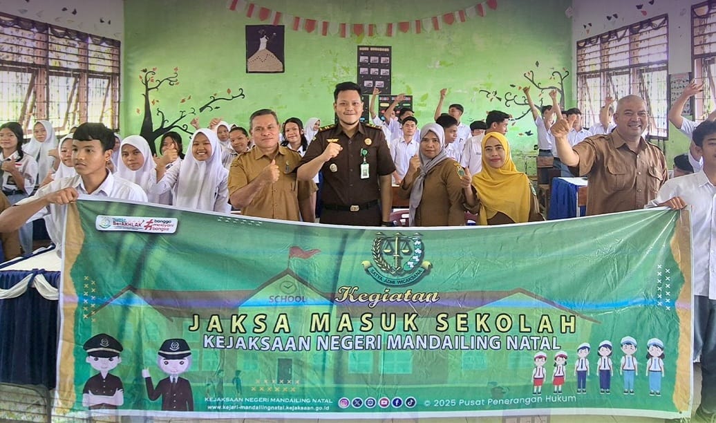 Kejari Madina saat laksanakan JMS di SMA Negri 1 Panyabungan Utara.(Waspada/ist).