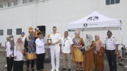 Kapal Pesiar MS Crystal Symphony Sandar Di Dermaga CT3 Sabang