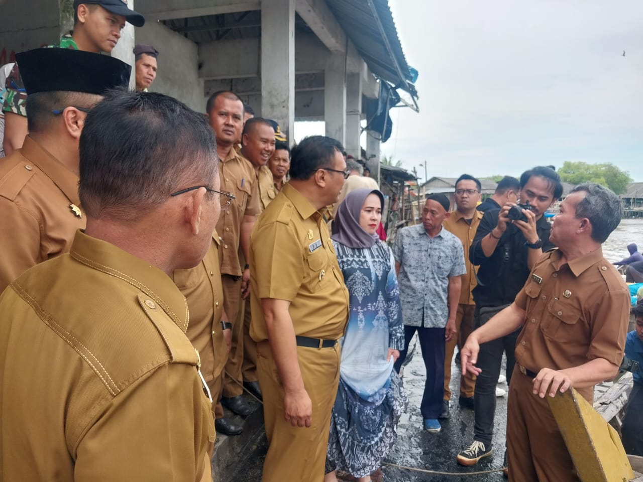 Asri Ludin Tambunan Perintahkan TPI Pantai Labu Segera Direhab Total