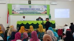 Suasana Kajian Ramadhan di aula Kantor MUI Padangsidimpuan dengan pembicara ustadz H.Ilham Akhyaruddin Hasibuan, MH (kanan depan), Selasa (11/3/2025). Waspada/Mohot Lubis.