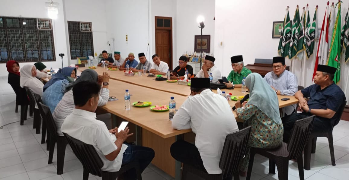 Hadirkan Penceramah Prof Lusiana Andriani Lubis, Bukber Infokom KAHMI Sumut Semarak