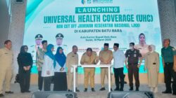 BUPATI dan Wakil Bupati Batubara H.Baharuddin Siagian, S.H,M.Si dan Syafrizal, S.E, M.AP pada launching program UHC merupakan JKN sebagai wujud peningkatan pelayanan kesehatan kepada masyarakat.Waspada/Ist